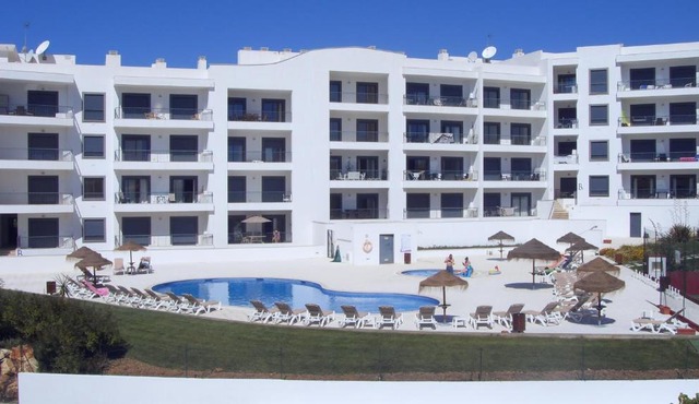 Vista das Ondas T2 with Pool Ténis Court