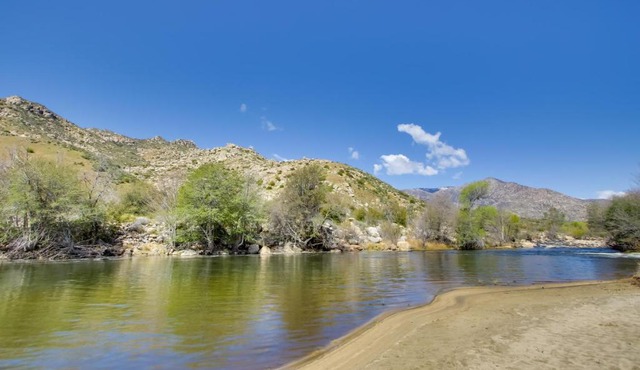 Walk to Riverfront Beach: Kernville Escape