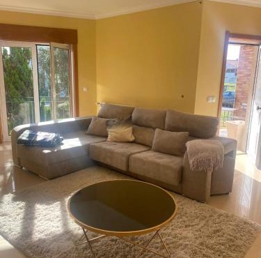 Welcoming house with terrace and garden in Barra de Mira