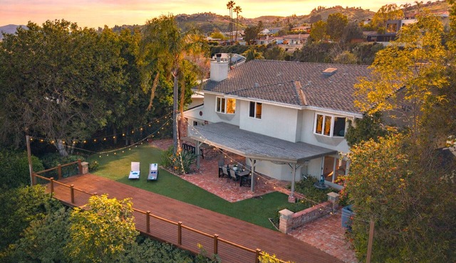 West Hills Retreat Hot Tub, BBQ + EV Charger, Near Malibu | Twilight Terrace