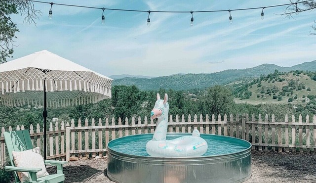 Yosemite Rustic Ranch, Pet Friendly + Mtn Views!