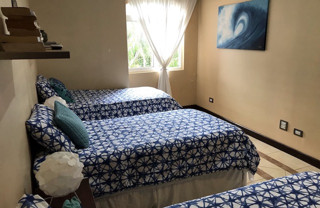 Beautiful Condo steps From both Tamarindo and Langosta Beach!