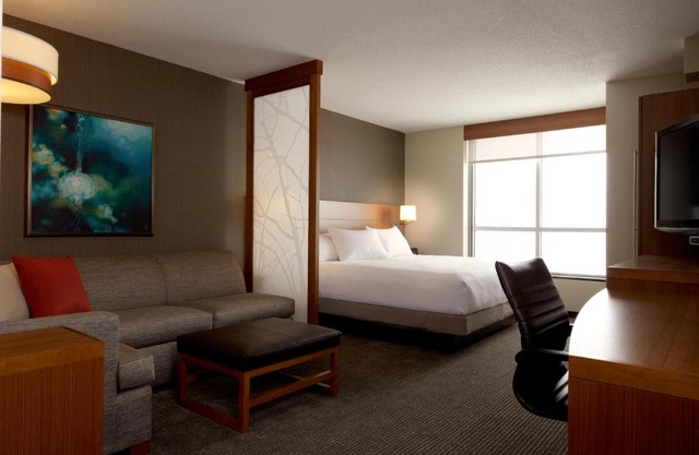 Hyatt Place Delano 