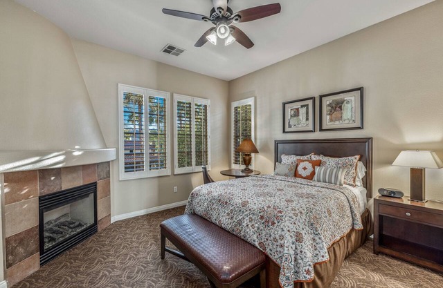 Near Pool! Premiere Villa at Clubhouse Overlooking Hammock Garden, Pet Friendly - Upstairs (L48-2)