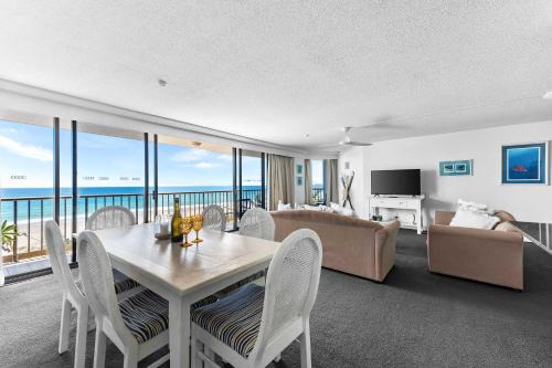 The Rocks Resort 