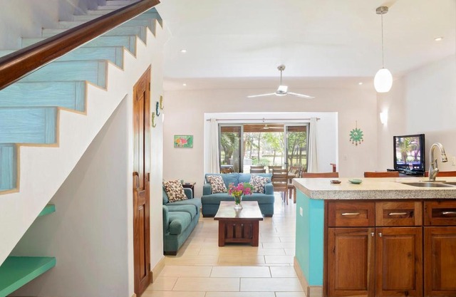Town House 9