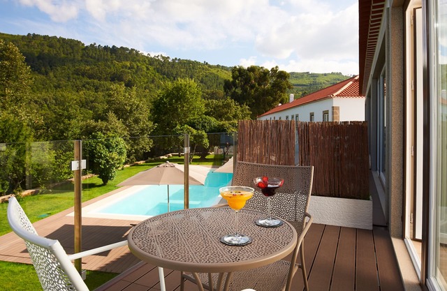 Convento Seixo Boutique Hotel 