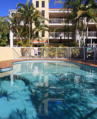 Burleigh Heads Apartment | 115 m² Apartment ∙ 2 bedrooms ∙ 4 guests