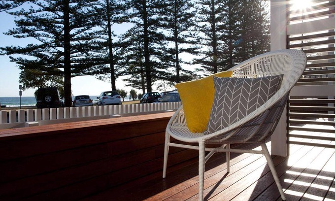 Burleigh Heads Apartment | 124 m² Serviced apartment ∙ 3 bedrooms ∙ 6 guests