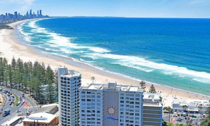 Burleigh Heads Apartment | 139 m² Apartment ∙ 3 bedrooms ∙ 10 guests