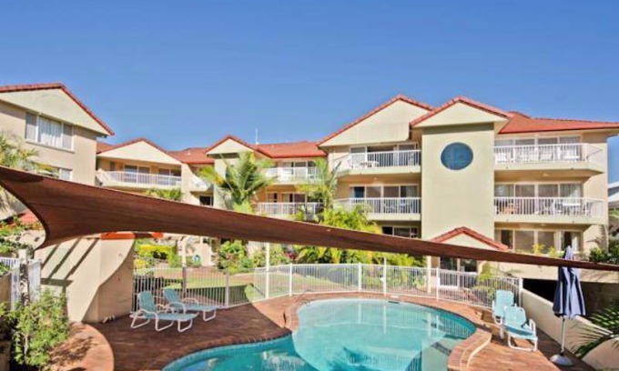 Broadbeach Apartment | 156 m² Serviced apartment ∙ 2 bedrooms ∙ 6 guests