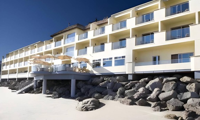 Eastern Malibu Resort | 56 m² Resort ∙ 127 guests