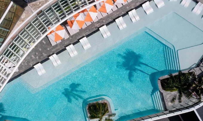 Broadbeach Hotel | 64 m² Hotel ∙ 127 guests
