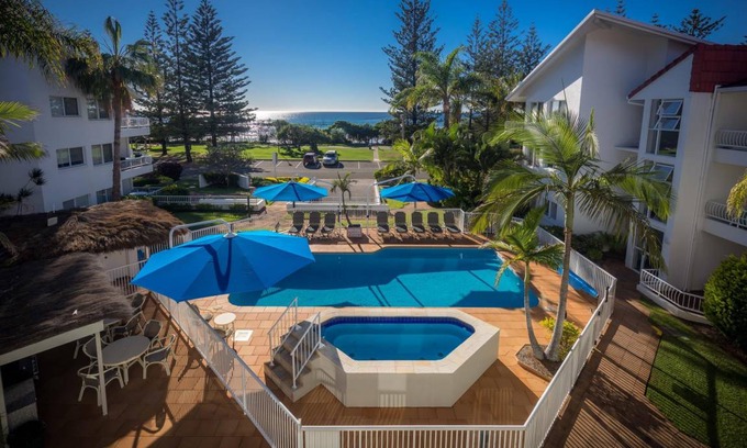 Burleigh Heads Apartment | 75 m² Apartment ∙ 2 bedrooms ∙ 99 guests