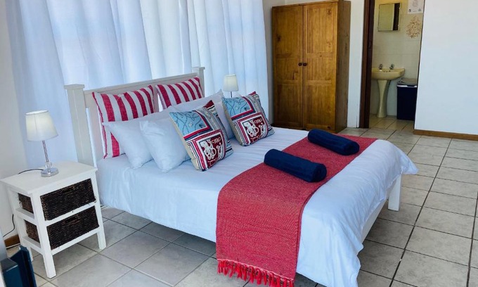 Jeffreys Bay Apartment | Aloha Jeffreysbay