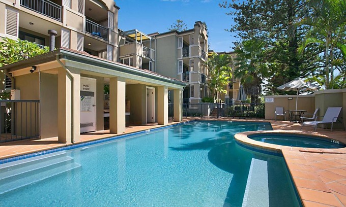 Mermaid Beach Apartment | Beaches On Wave Street