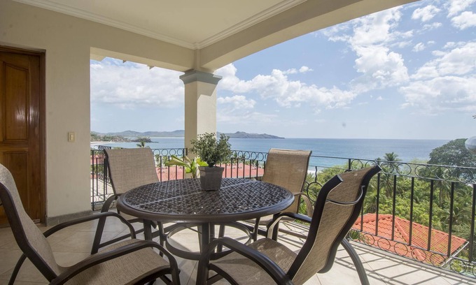 Playa Flamingo Condo | Beautiful Ocean View Condo, great location- Steps to Flamingo Beach