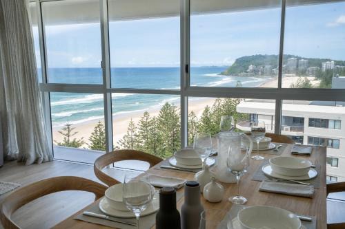 Burleigh Heads Apartment | Cashelmara Beachfront Apartments