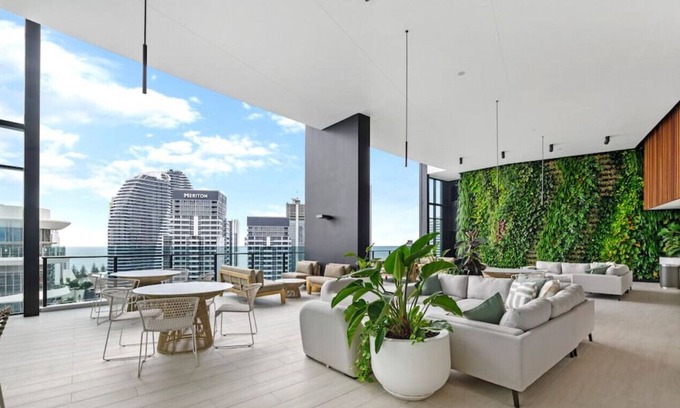 Broadbeach Apartment | Casino Residences One Bedroom apartment