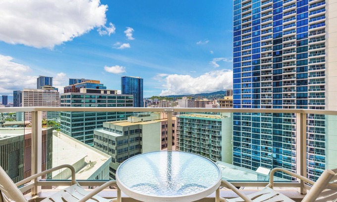 Ala Moana Apartment | Castle at Ala Moana Hotel