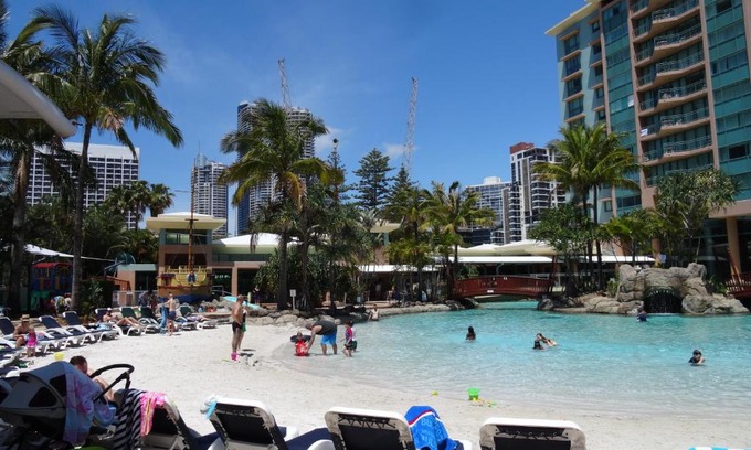 Surfers Paradise Apartment | Crown Towers