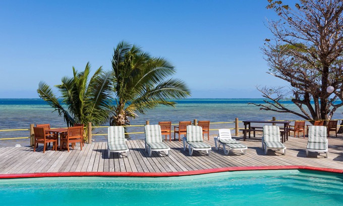 Malolo Island Hostel | Funky Fish Beach & Surf Resort - Hostel