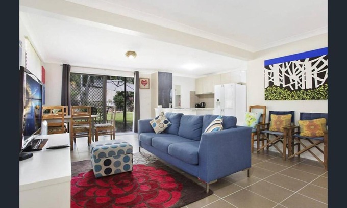 Ashmore House | Holiday homes in Gold Coast, Australia