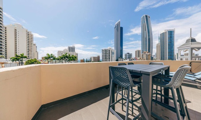 Surfers Paradise Hostel | Hostel ∙ 8 guests