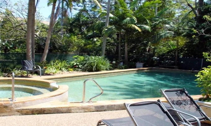 Burleigh Waters House | House ∙ 2 bedrooms ∙ 4 guests