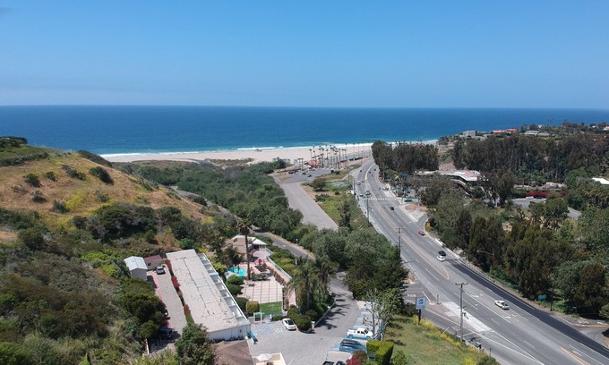 Central Malibu Hotel | Malibu Country Inn