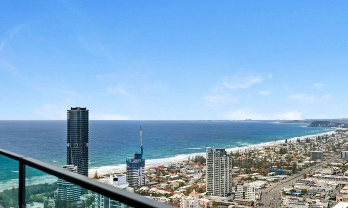 Broadbeach Waters Apartment | OceanandRiver View 2 BDR Apartment next to GC Casino
