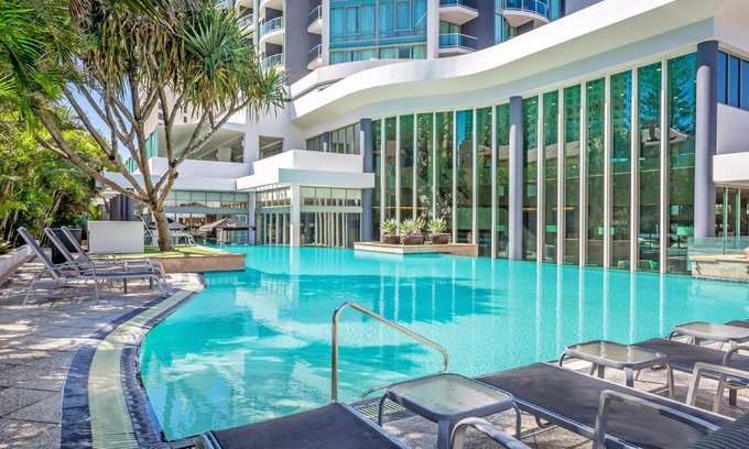 Surfers Paradise Apartment | OceanView Hotel Apartment