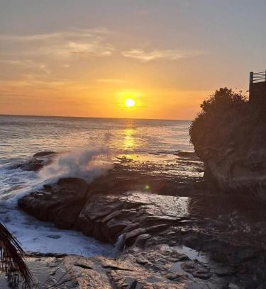 Playa Gigante House | Pelican House