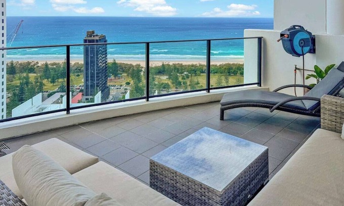 Broadbeach Apartment | Penthouse Luxury Sierra Grand Ocean View 3BR Lvl30