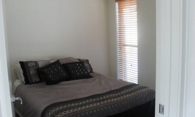 Ormeau Hills Resort | Private room ∙ 1 guest