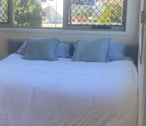 Varsity Lakes Resort | Private room ∙ 4 guests