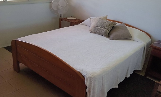 Wailoloa Apartment | Quiet and Central to many tourist attractions