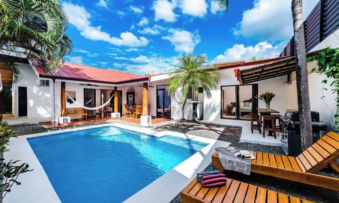 Playa Langosta Apartment | ☙Remodeled Beach Oasis Perfect for resting and relaxing ❧