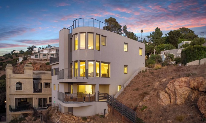 Central Malibu House | Serenity in Malibu Canyon Views Fireplace Ping Pong