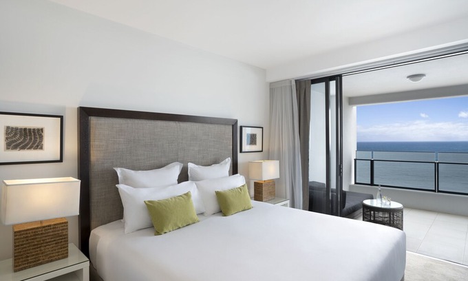 Surfers Paradise Apartment | Soul - 2 Bedroom Ocean View Apartment - Wi-Fi Included!