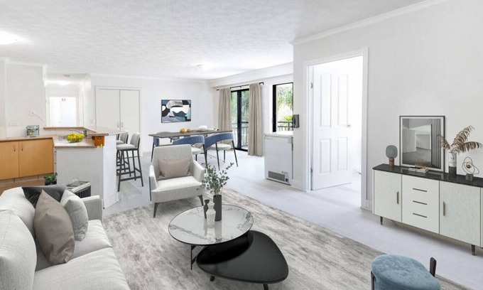 Southport Apartment | Southport Central location