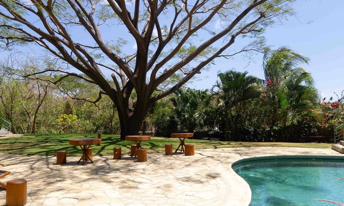 Pacific Marlin Apartment | Stunning Studio Suite - AC, Walk to Town and Beach