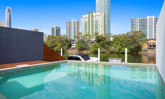 Surfers Paradise House | Stunning Waterfront Home in Surfers Paradise.nHeated Pool and Pet Friendly