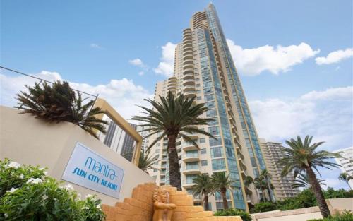 Surfers Paradise Apartment | Sun City, 4 Bedroom Ocean View Family Apartment - KIDS STAY FREE