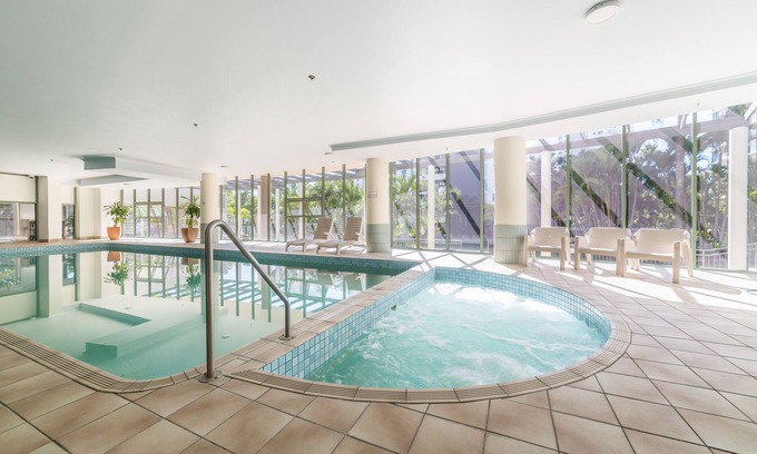 Main Beach Apartment | The Meriton on Main Beach