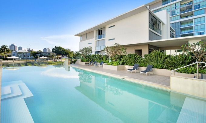 Broadbeach Waters Apartment | ULTIQA Freshwater Point Resort