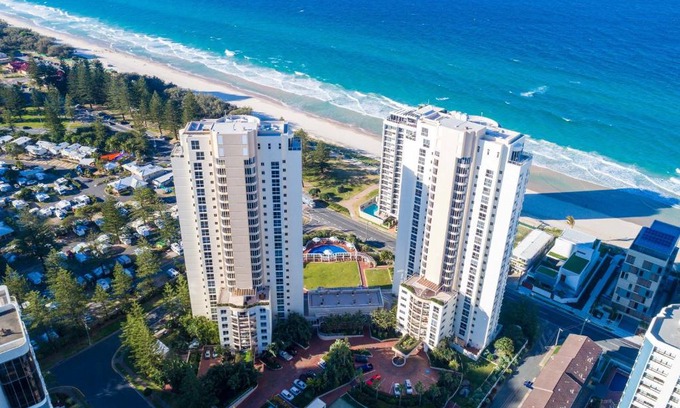 Main Beach Apartment | Xanadu Resort