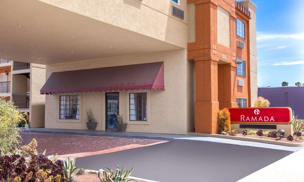 Clarkdale Hotel | Ramada by Wyndham Culver City