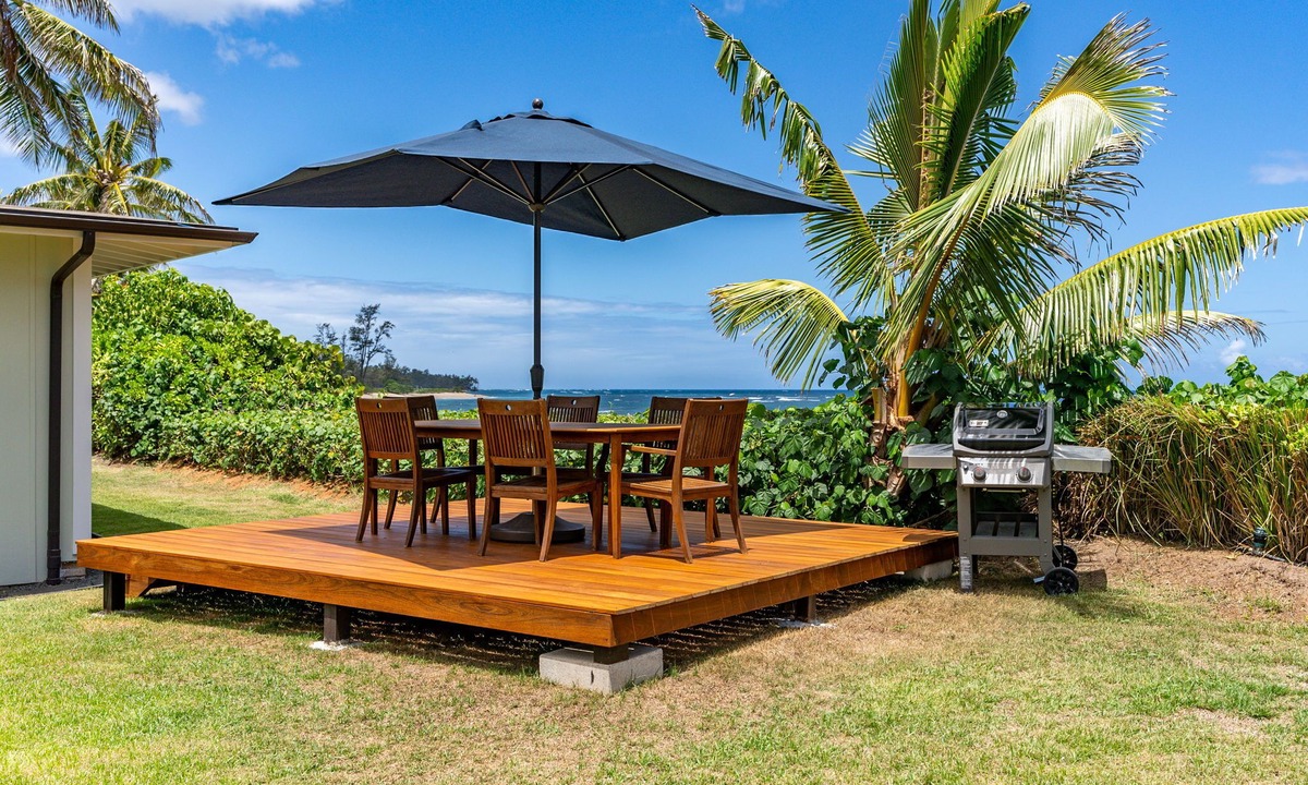 Mokuleia House | Promo price until November! Mokuleia Beach Villa: Beachfront w/Ocean Views,Deck