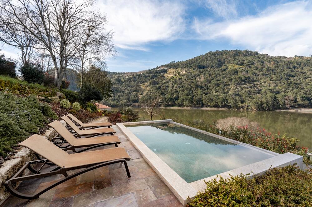 Oliveira do Douro Villa | Douro Riverside Refuge Lodge